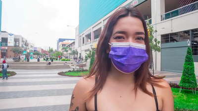 VENEZUELAN IMMIGRANT הגיע לאחרונה לפרו, סוחט נהג מונית